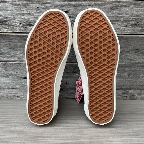 Vans SK8-Hi Tapered Denim Destroy sneakers in sky blue - Picture 9 of 13